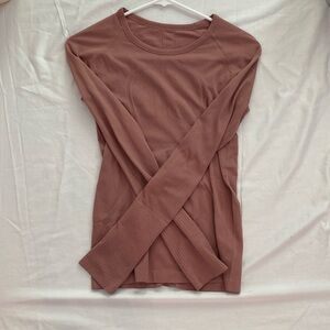 LULULEMON LONG SLEEVE SWIFTLY TECH SIZE 0/2